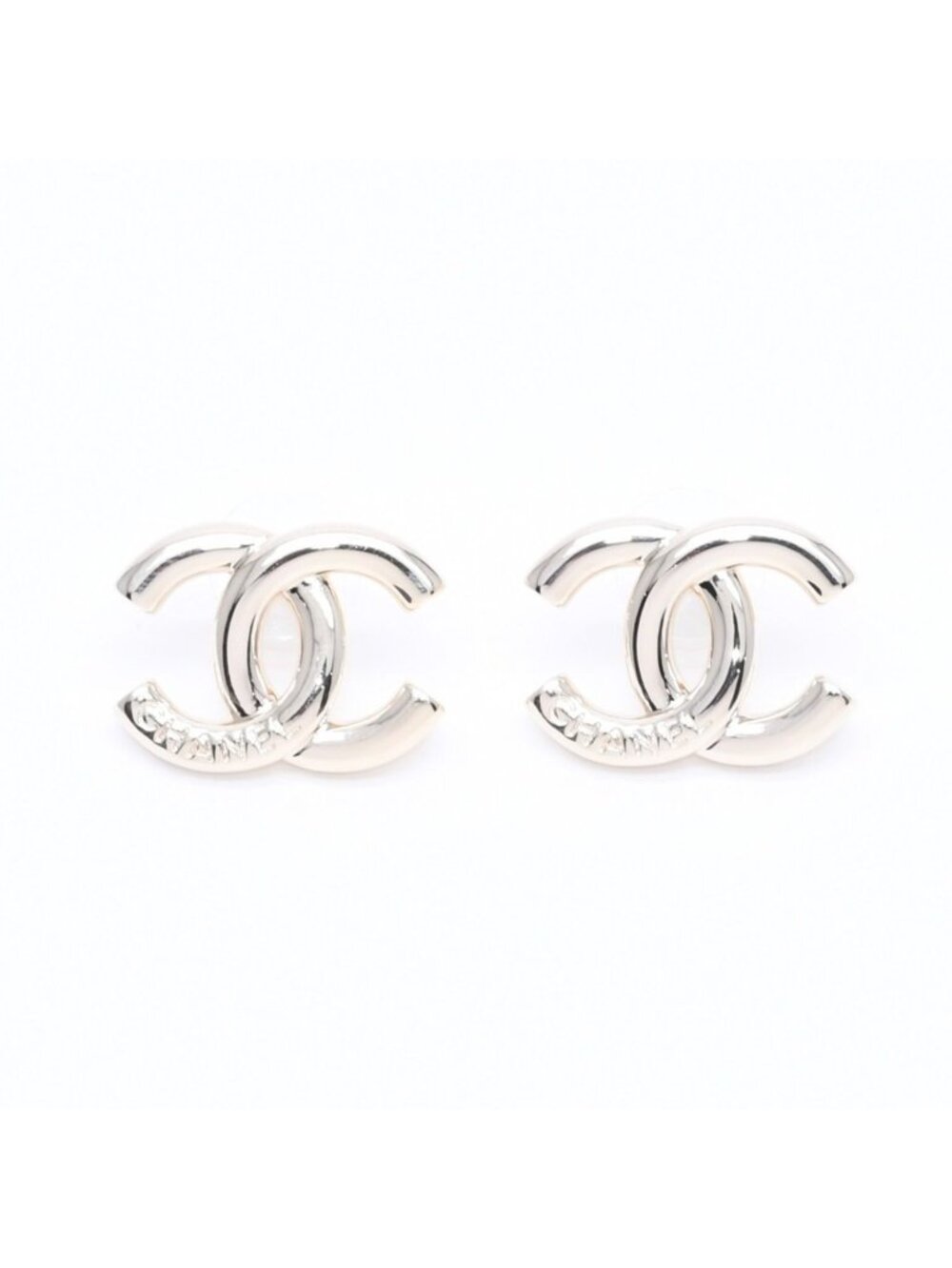 Chanel Earrings CC Logo Light Gold 25